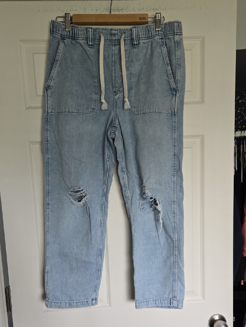Gap light wash denim Pull On Style Jeans